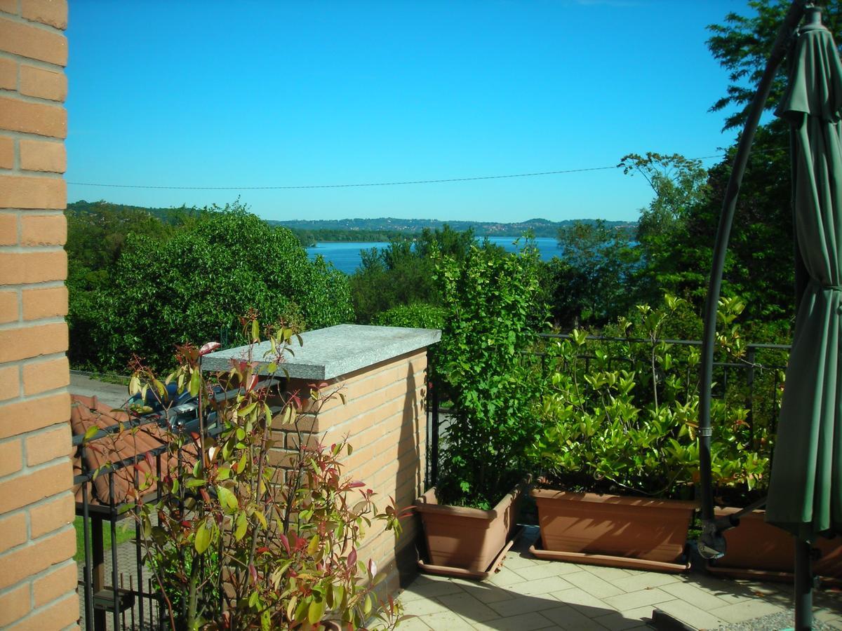 La Folaga Bed and Breakfast Gavirate Exteriör bild